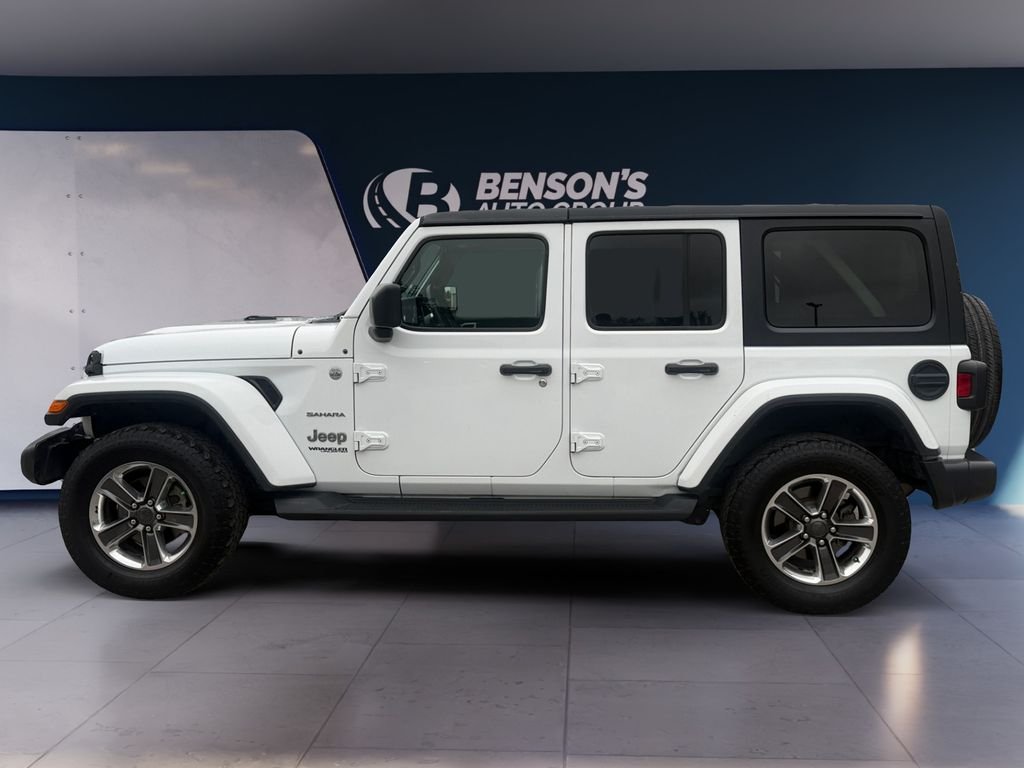 Used 2019 White Jeep Unlimited Sahara image 2