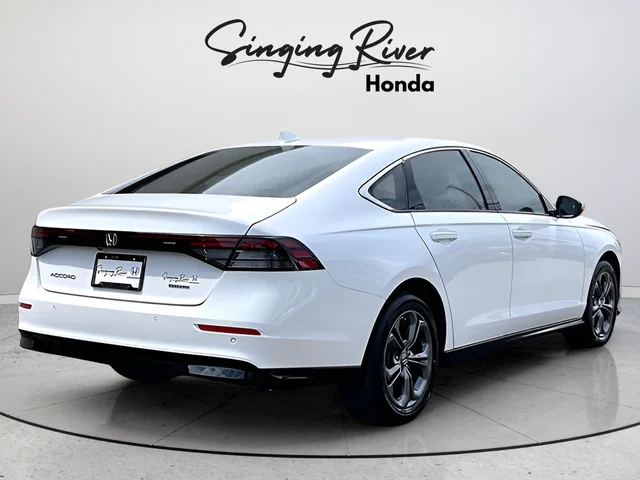 New 2026 Platinum White Pearl Honda EX-L Hybrid image 5