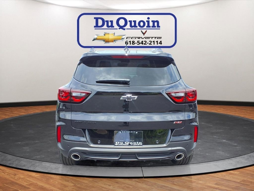 New 2026 Mosaic Black Metallic Chevrolet RS image 19