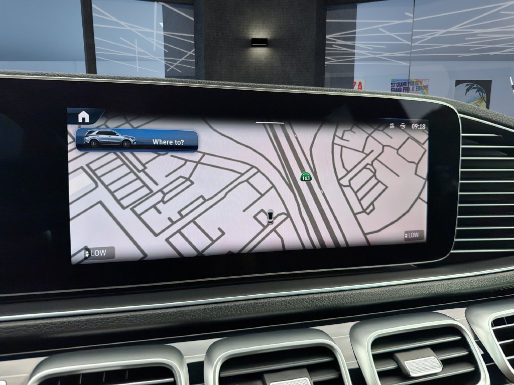 Used 2024  Mercedes-Benz GLE 450 image 25