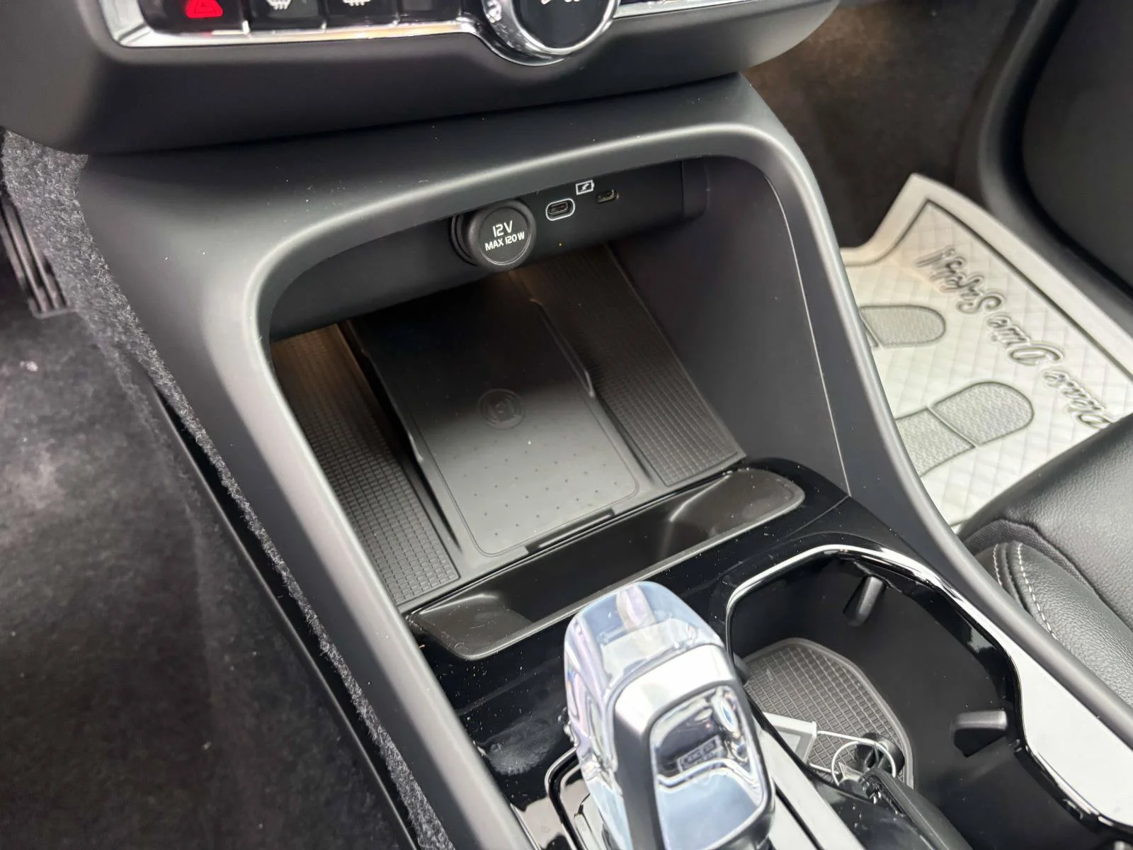 Used 2026 Gray Volvo  image 22