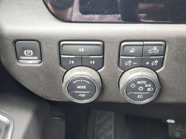 Used 2025 Black Chevrolet LT image 24