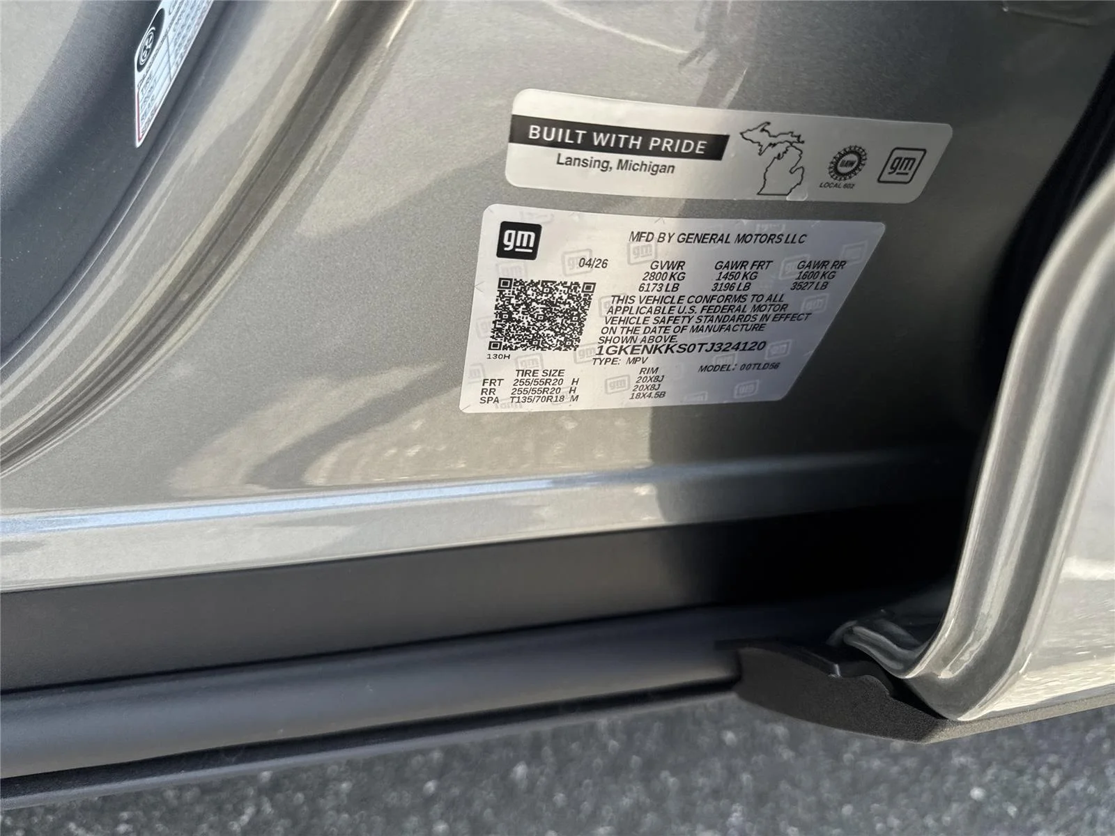 New 2026 Sterling Metallic GMC Elevation image 10