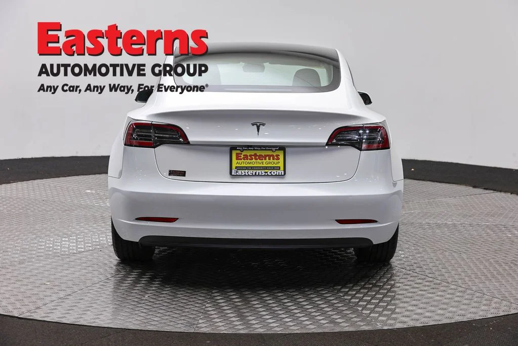Used 2023 White Tesla Base image 6