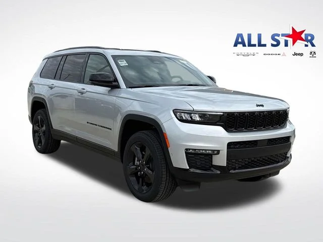 New 2025 Silver Jeep Limited image 1