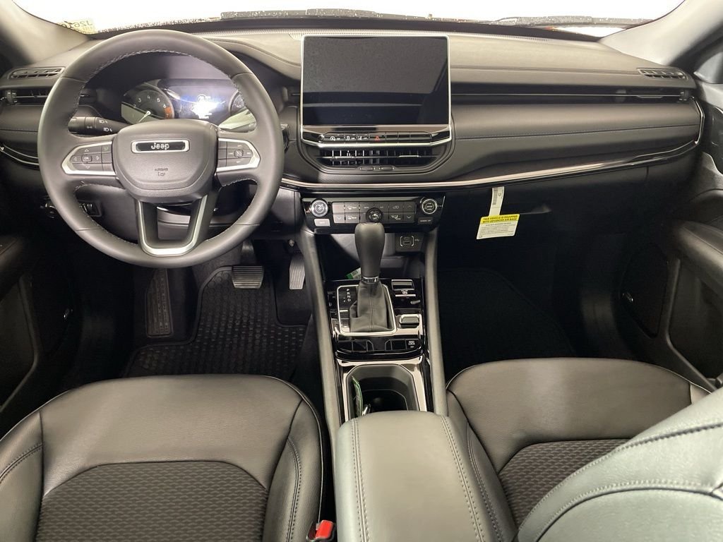 New 2026 Joose (DISC) Jeep Latitude image 35