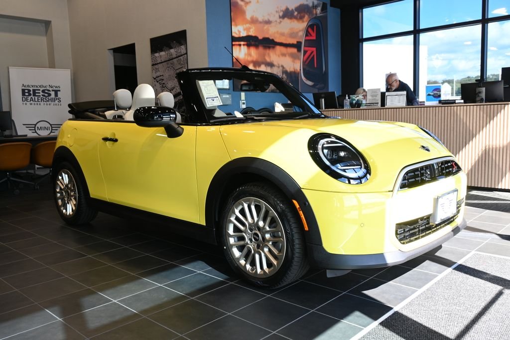 2026 MINI Convertible S - Photo 9