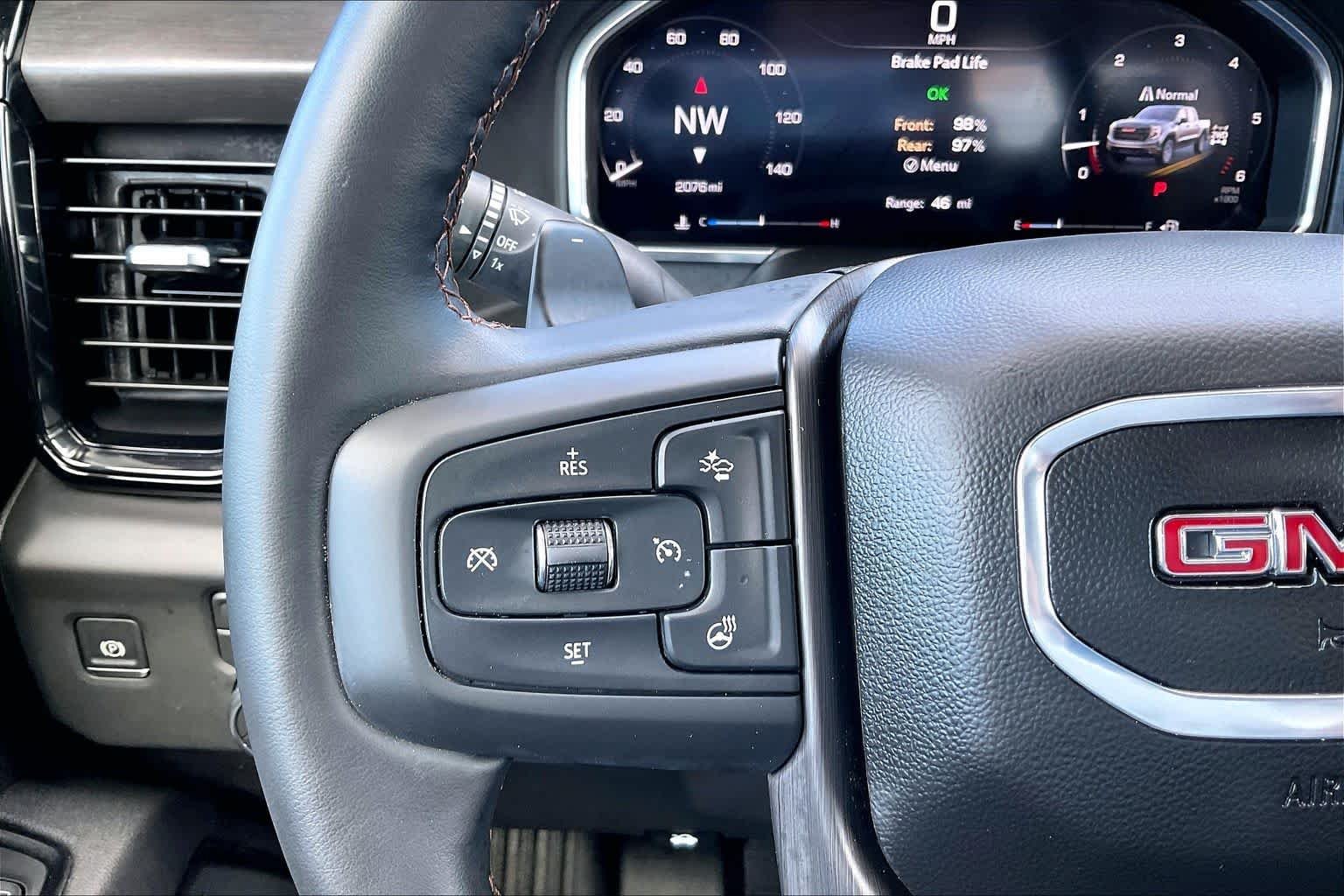 Used 2026 Summit White GMC AT4 image 24