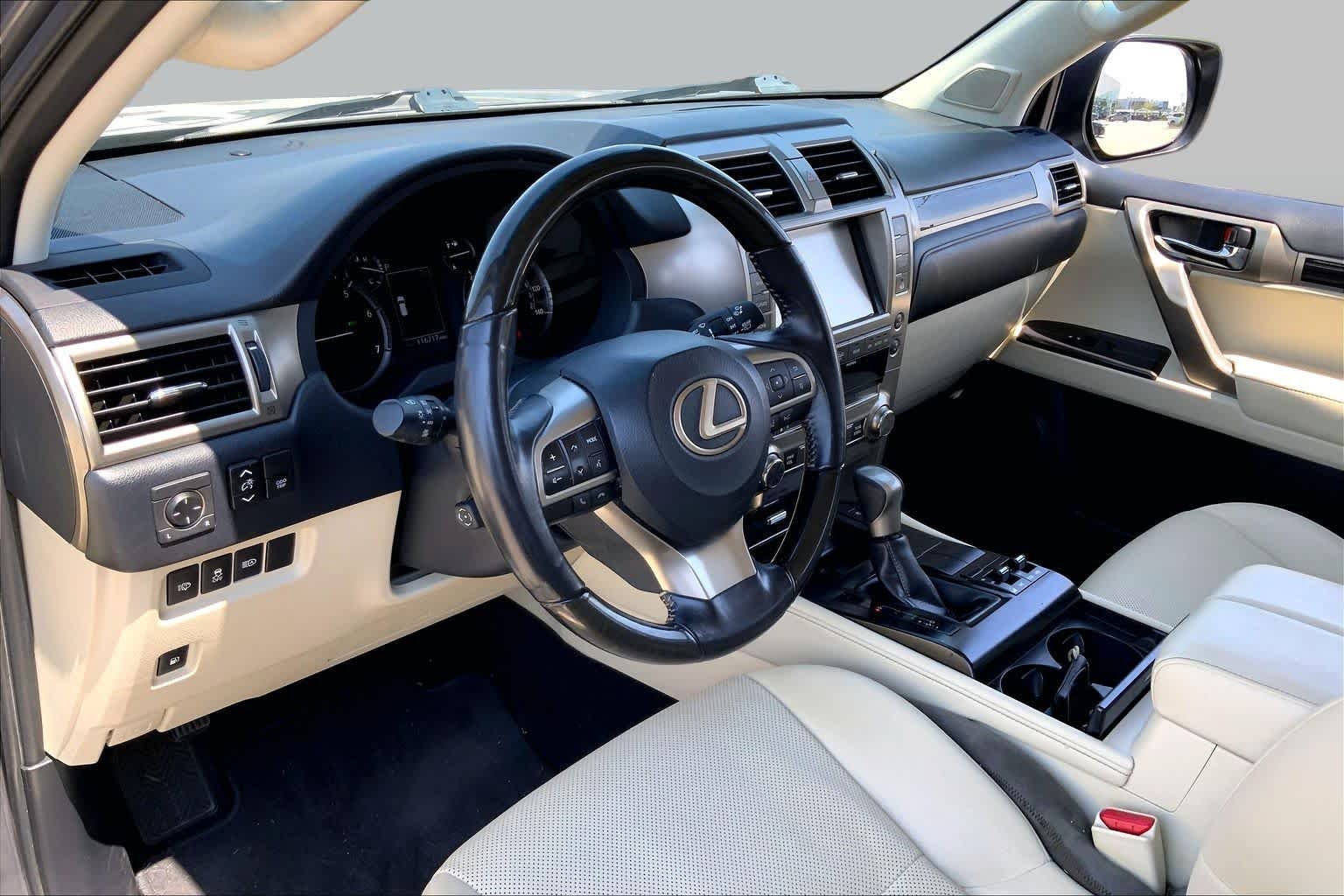 Used 2020 Nebula Gray Pearl Lexus Premium image 16