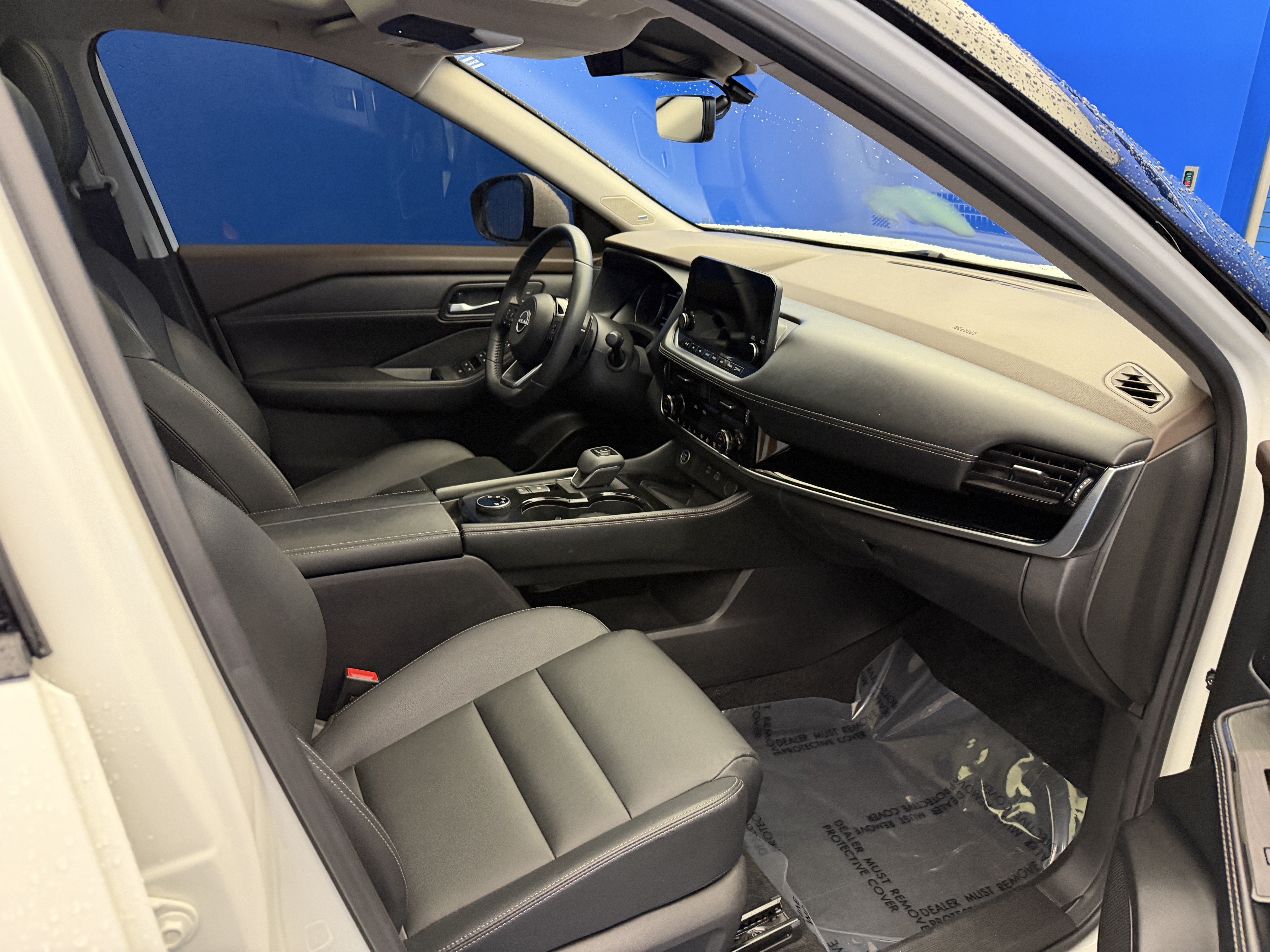 Used 2023 White Nissan SL Intelligent AWD image 24