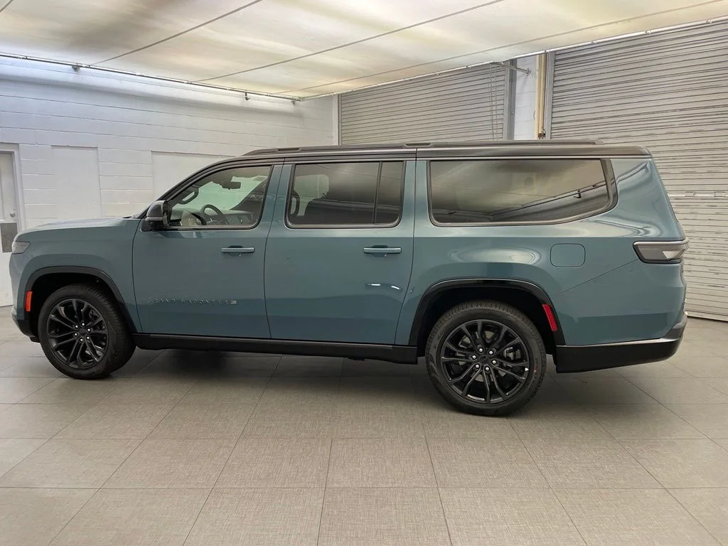 New 2026 Blue Jeep Summit Reserve image 6