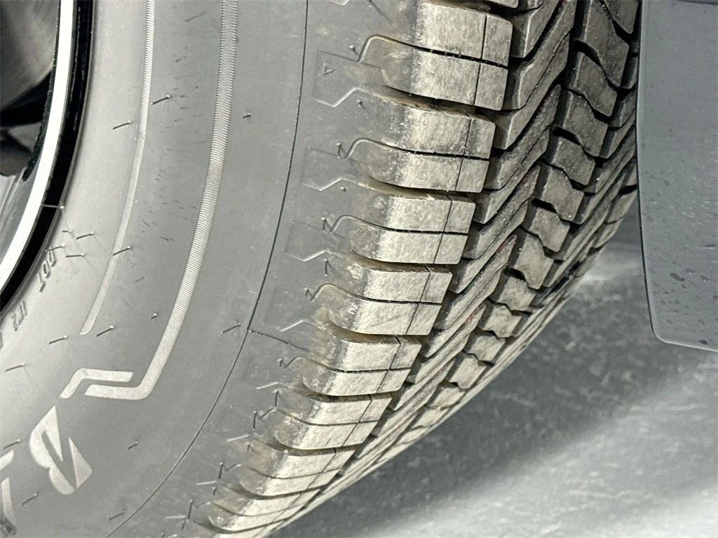 New 2026 Sonic Gray Pearl Honda Touring image 24