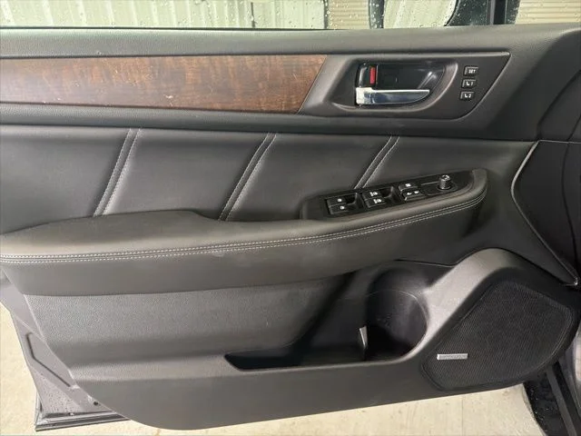 Used 2019 Magnetite Gray Metallic Subaru 3.6R image 8