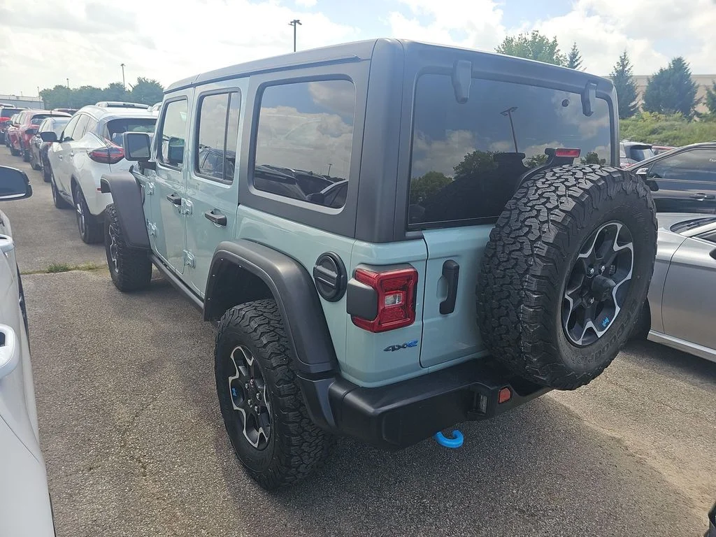Used 2023  Jeep Rubicon 4xe image 4