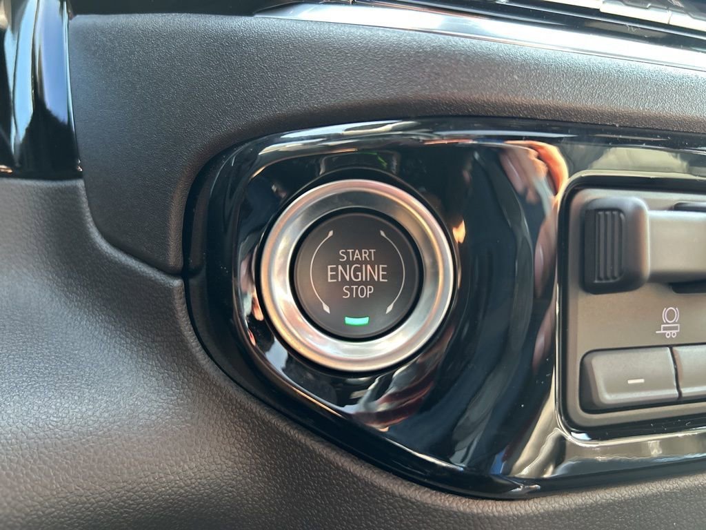2025 Chevrolet Silverado 2500 HD High Country - Photo 40