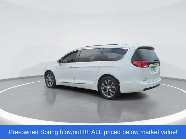 Used 2020 White Chrysler Limited image 6