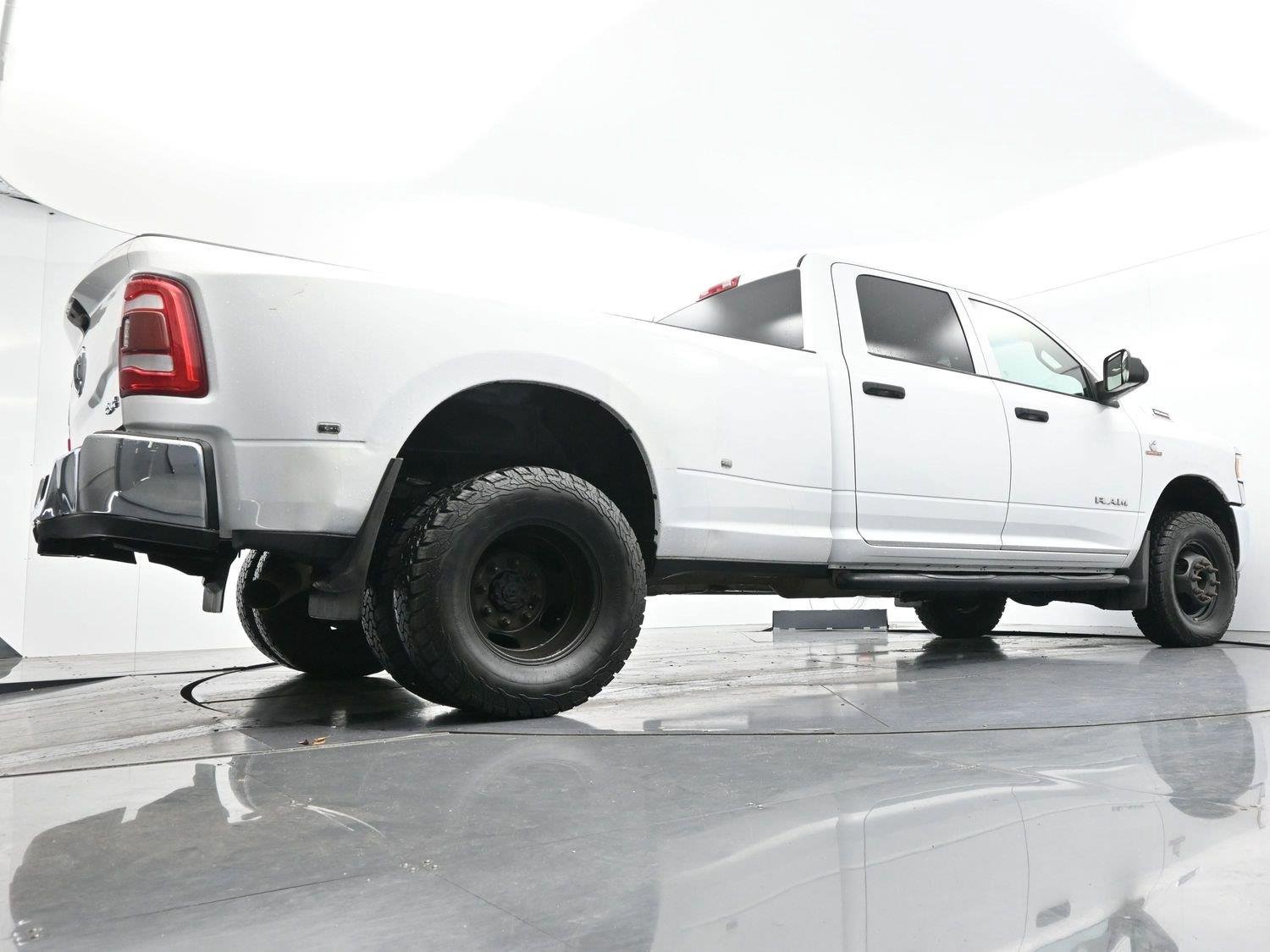 Used 2020 Bright White Clearcoat Ram Tradesman image 42