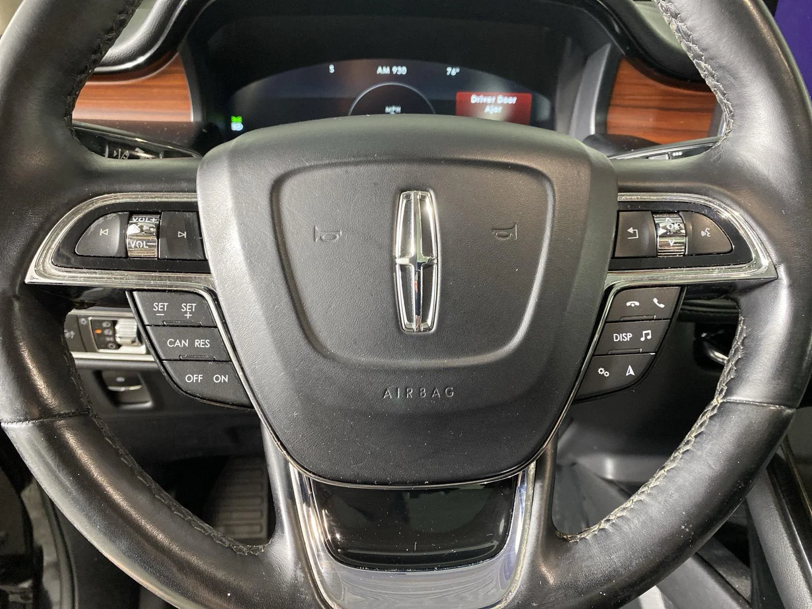 Used 2023 Infinite Black Lincoln Reserve image 17