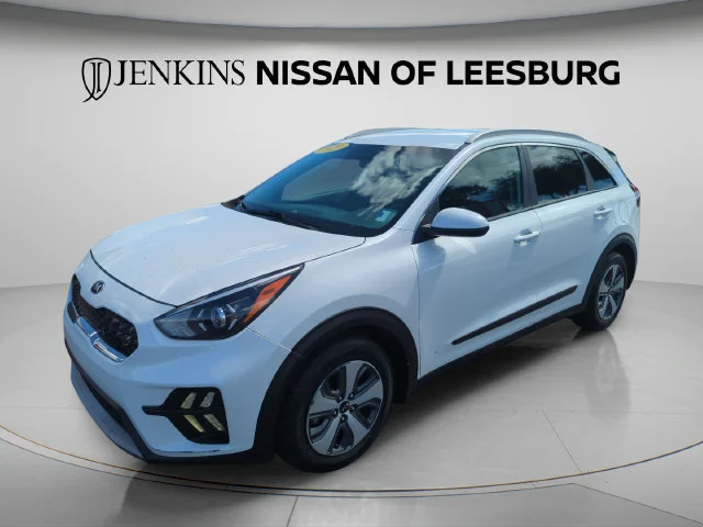 Used 2020 White Kia LX image 14