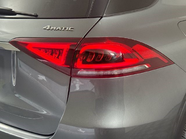 Used 2023 Selenite Gray Metallic Mercedes-Benz GLE 350 image 30