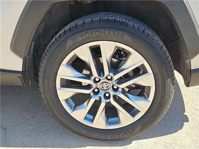 Used 2025 Silver Sky Metallic Toyota Limited Front-Wheel Drive image 6