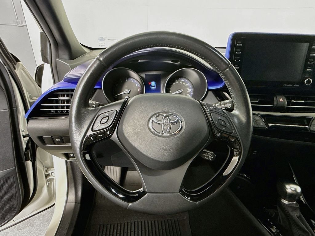 Used 2021 Blizzard Pearl Toyota XLE image 12