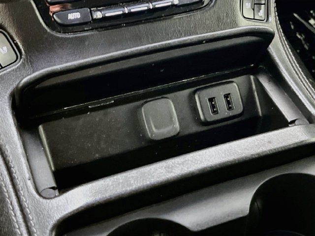 Used 2019 QUICKSILVER METALLIC GMC Denali image 20