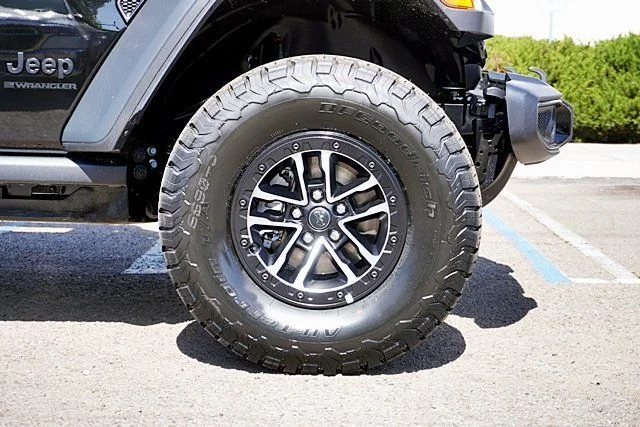 New 2026 Black Clear-Coat Exterior Paint Jeep Willys image 8