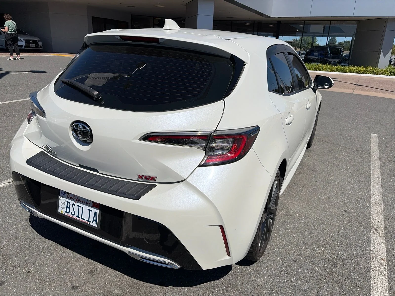Used 2019 Super White Toyota XSE image 6