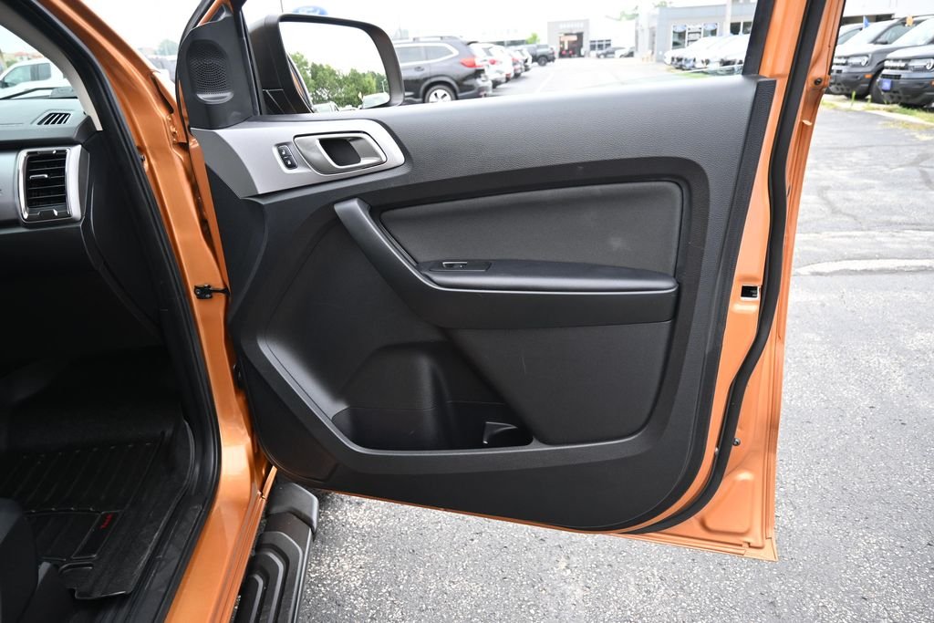 Certified Used 2019 Saber Metallic Ford XLT image 21