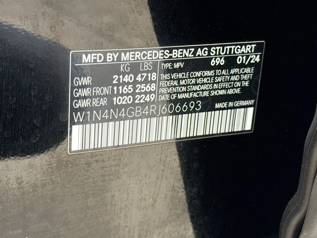 Used 2024  Mercedes-Benz GLA 250 image 29