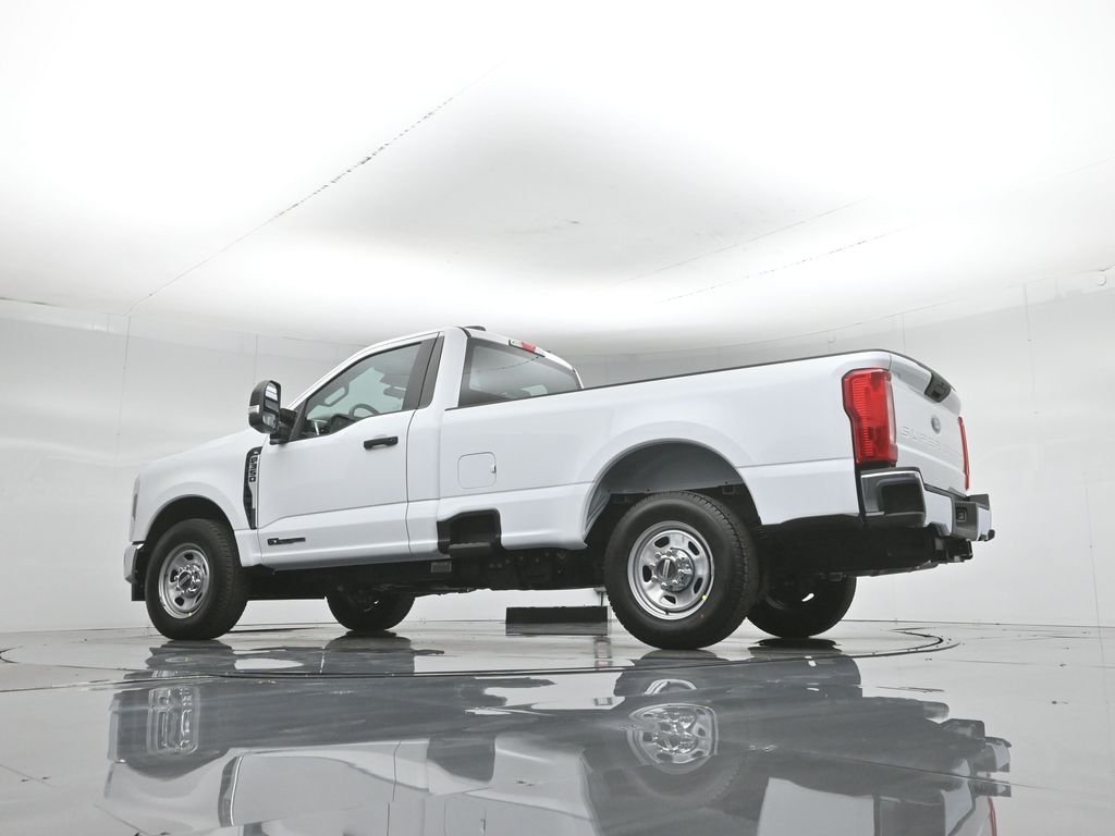 New 2026 Oxford White Ford XL image 45