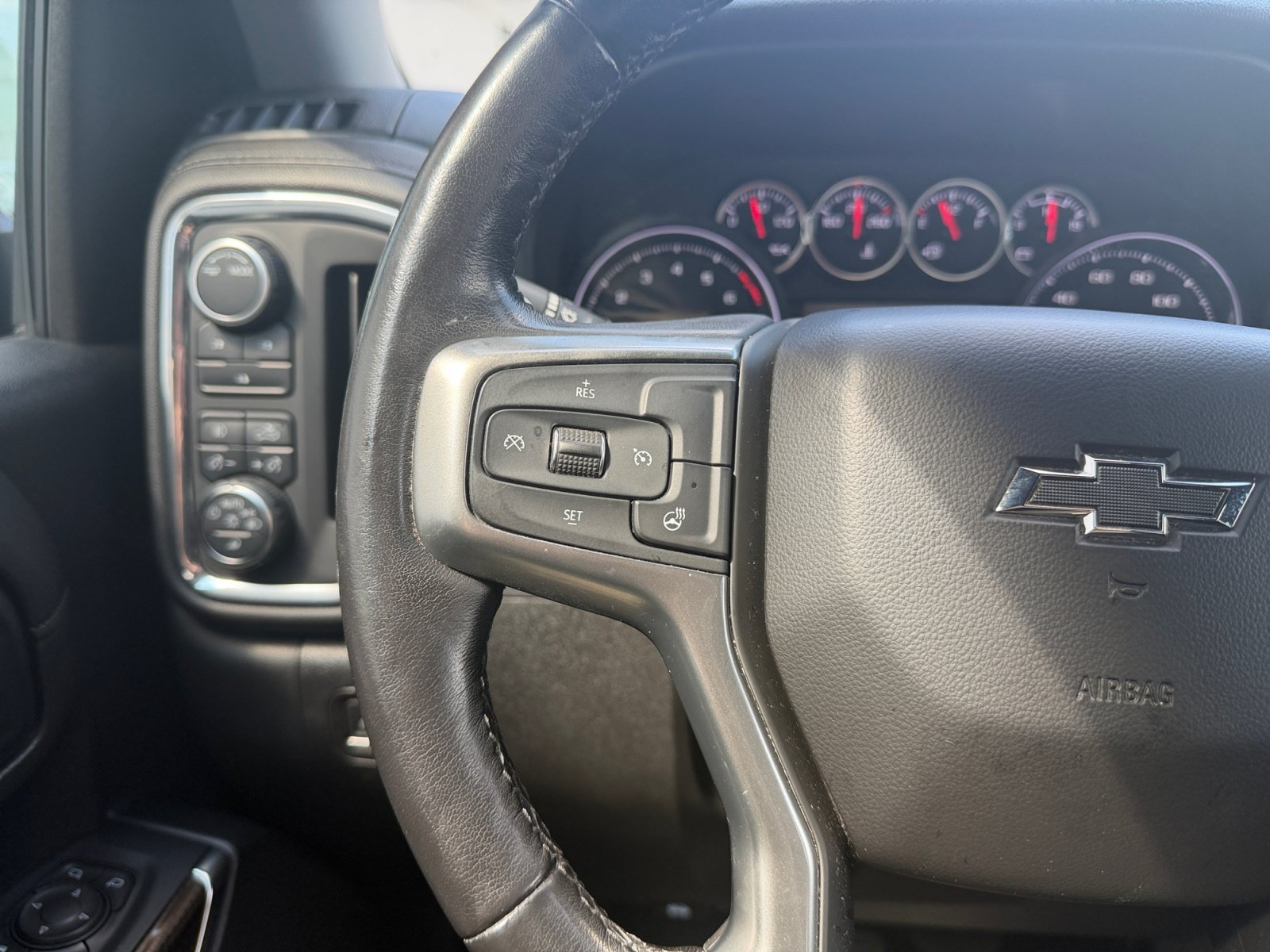 Used 2021 Northsky Blue Metallic Chevrolet LT image 11