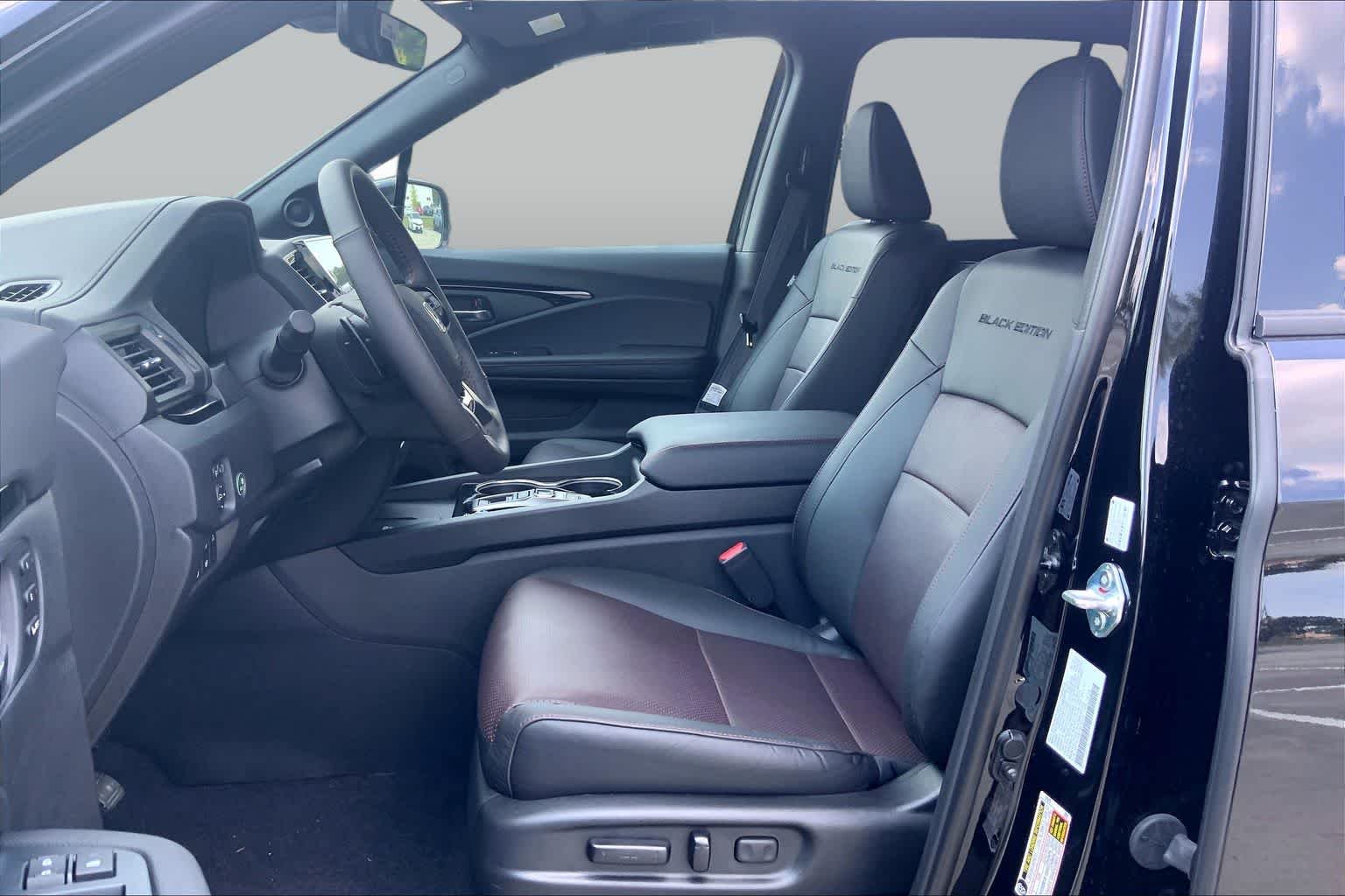 2025 Honda Ridgeline Black Edition - Photo 7