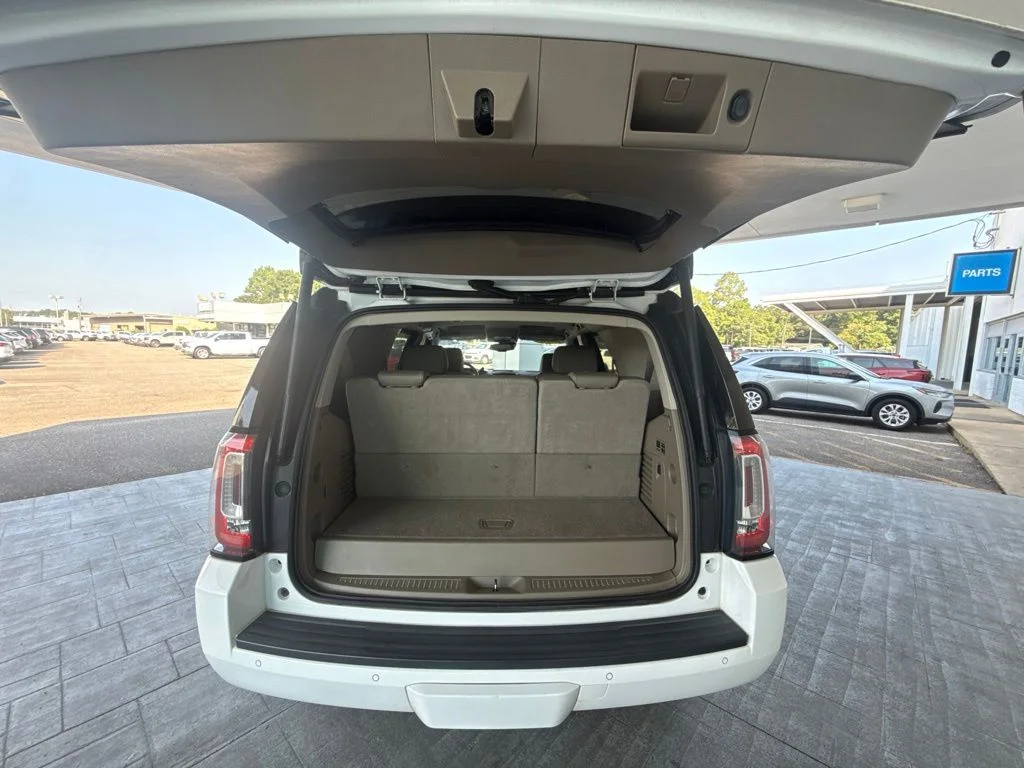 Used 2016 White GMC SLT image 41