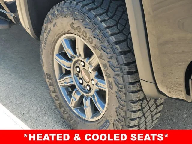 2026 GMC Sierra 1500 AT4X - Photo 7