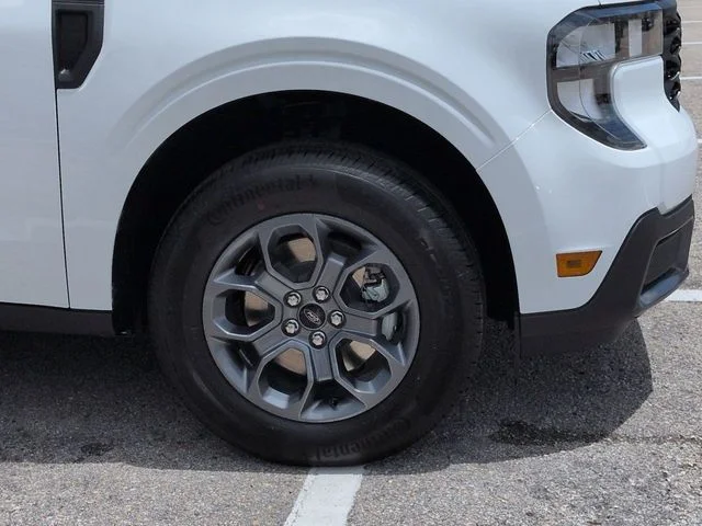New 2026 Oxford White Ford XLT image 11