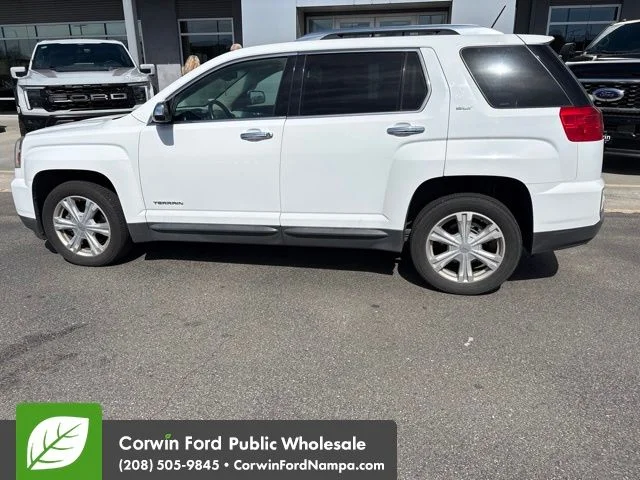 Used 2017 White GMC SLT image 4