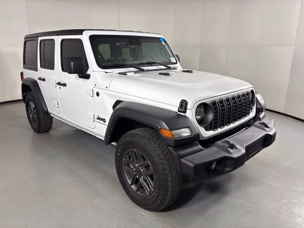 Used 2024 White Jeep Sport S image 2