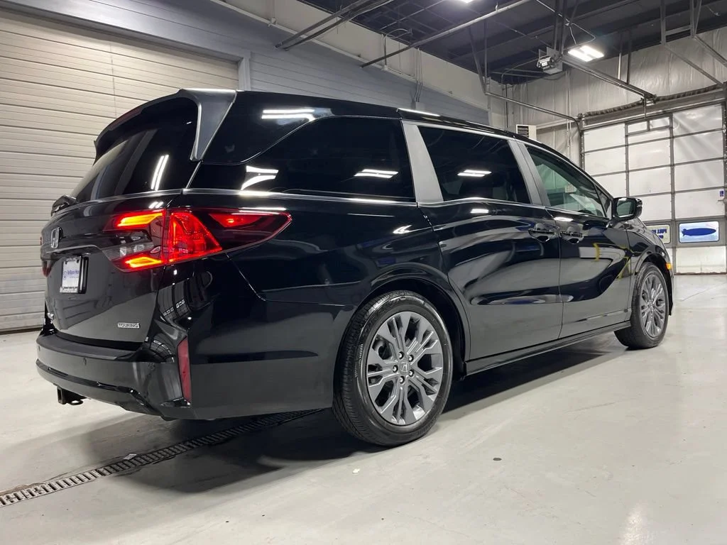 2025 Honda Odyssey Touring - Photo 53