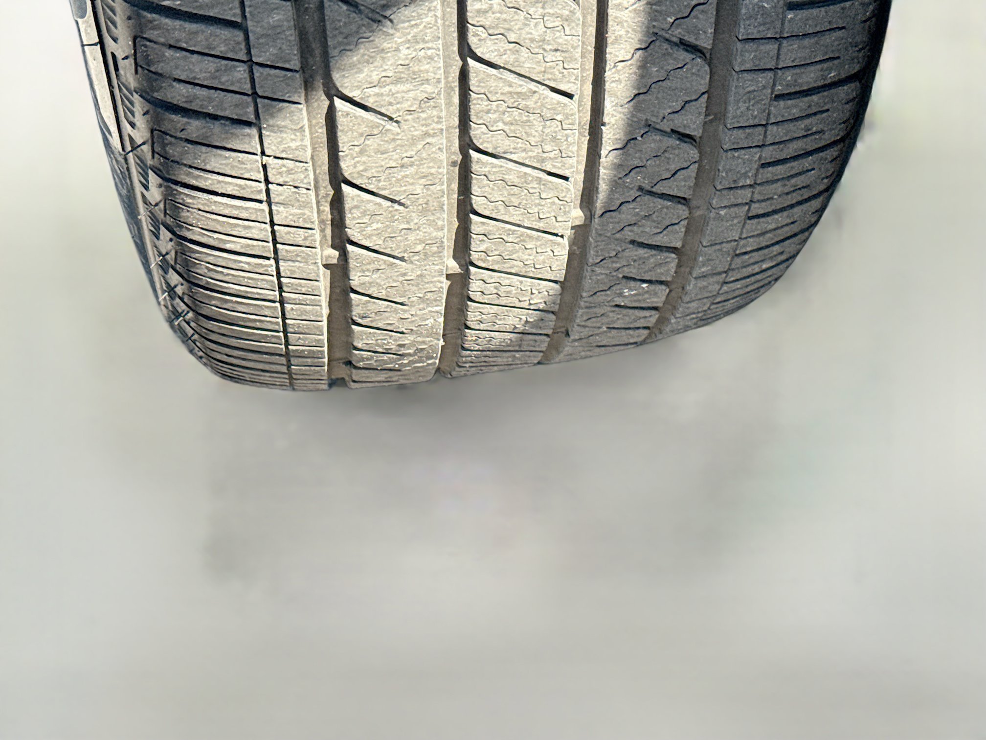 Used 2025 Gun Metallic Nissan Platinum image 45