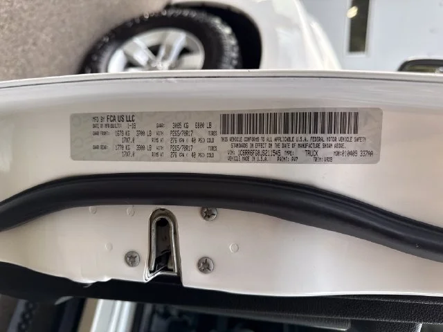 Used 2018 Bright White Clearcoat Ram Express image 20