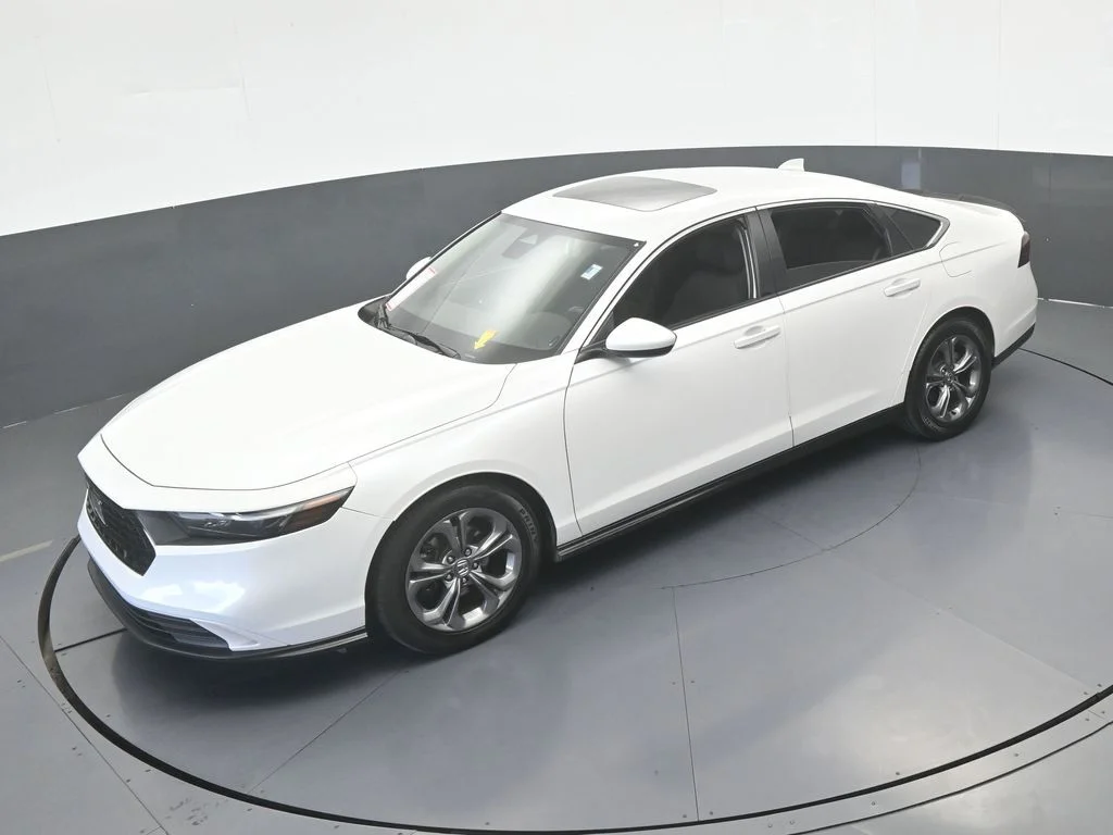 Used 2024 White Honda EX image 45