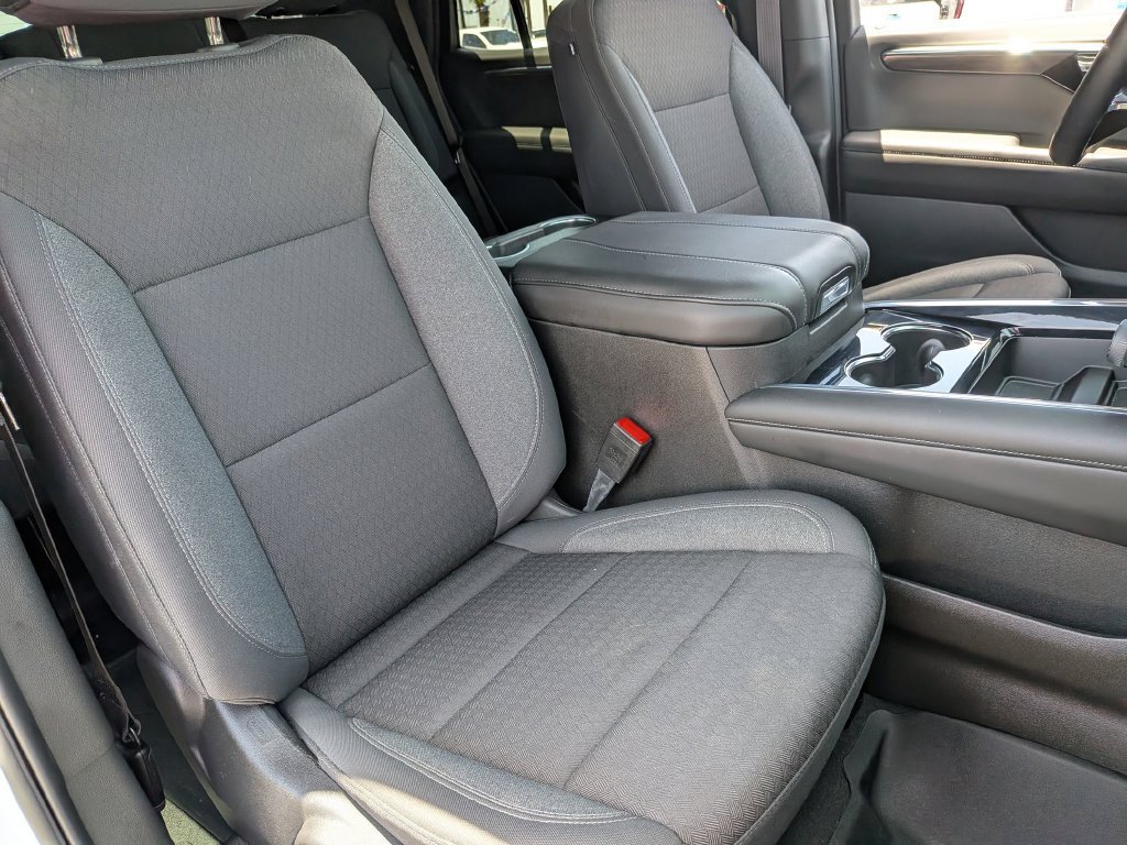 2026 Chevrolet Tahoe LS - Photo 32