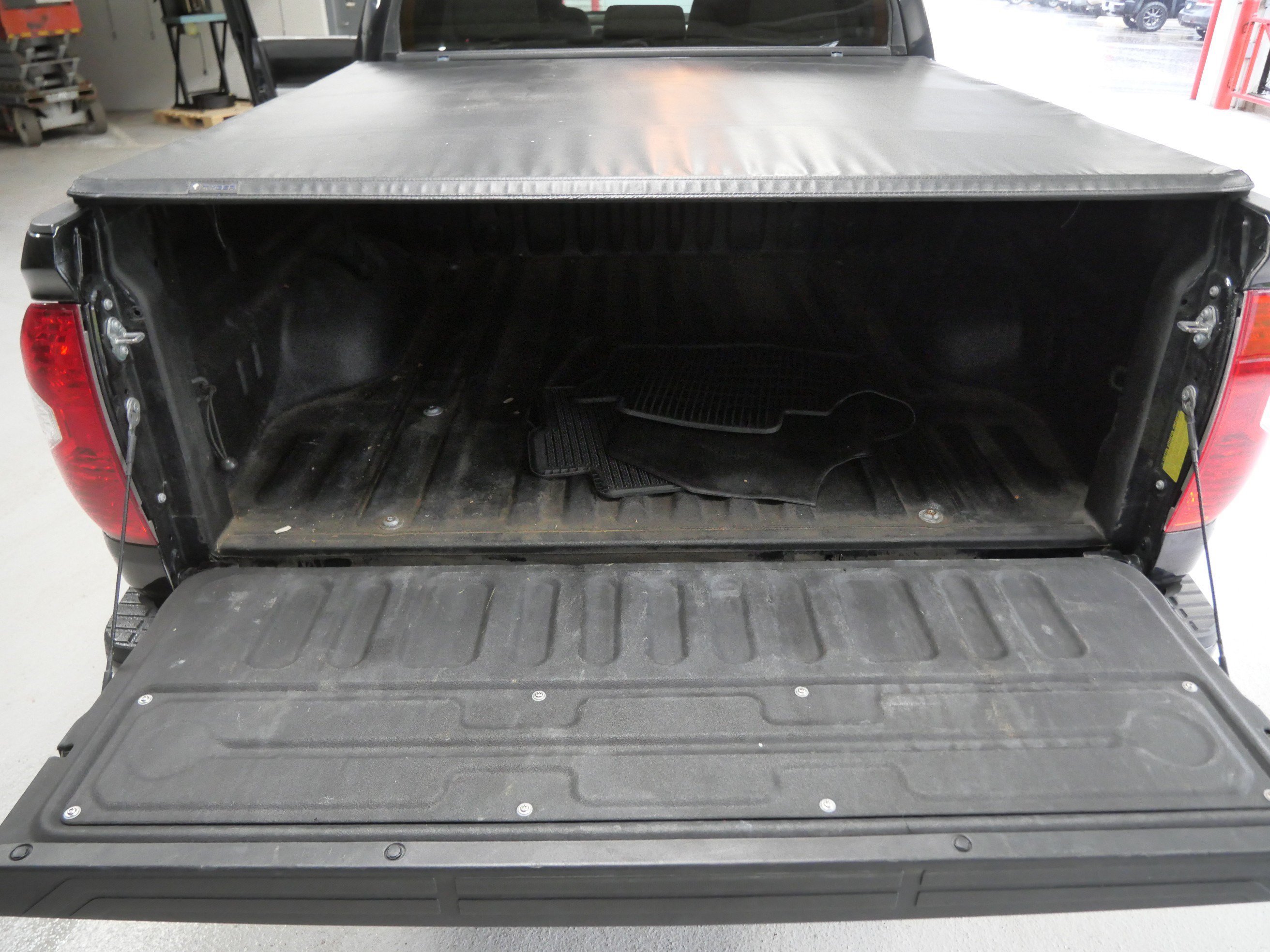 Certified Used 2020 Midnight Black Metallic Toyota SR5 image 18