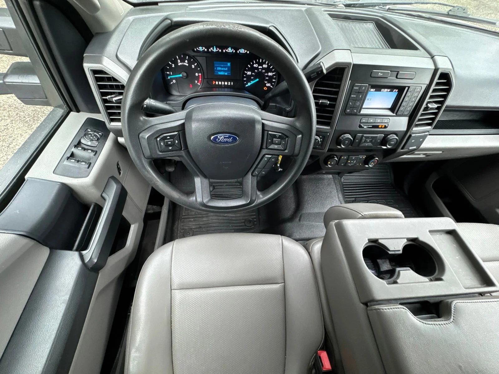 Used 2022 White Ford XL image 13
