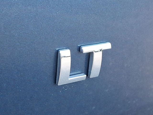 Used 2023 Northsky Blue Metallic Chevrolet LT Cloth image 76