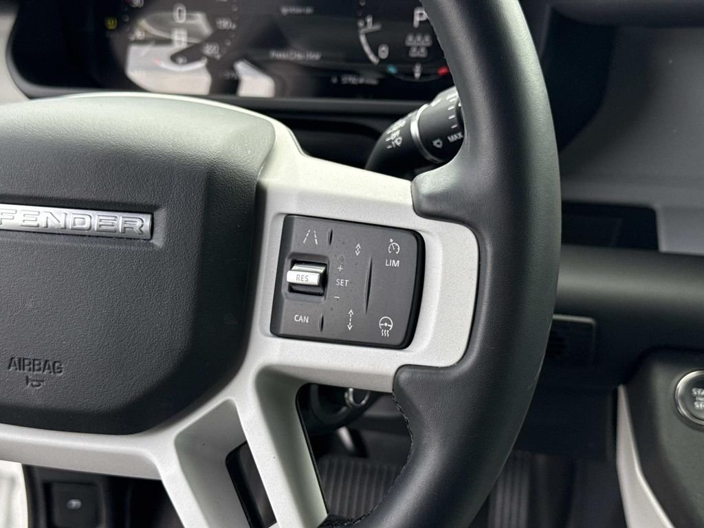 2025 Land Rover Defender S - Photo 6