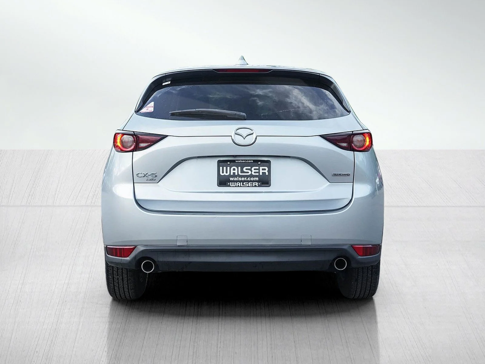 Used 2021 Sonic Silver Metallic Mazda Touring image 4