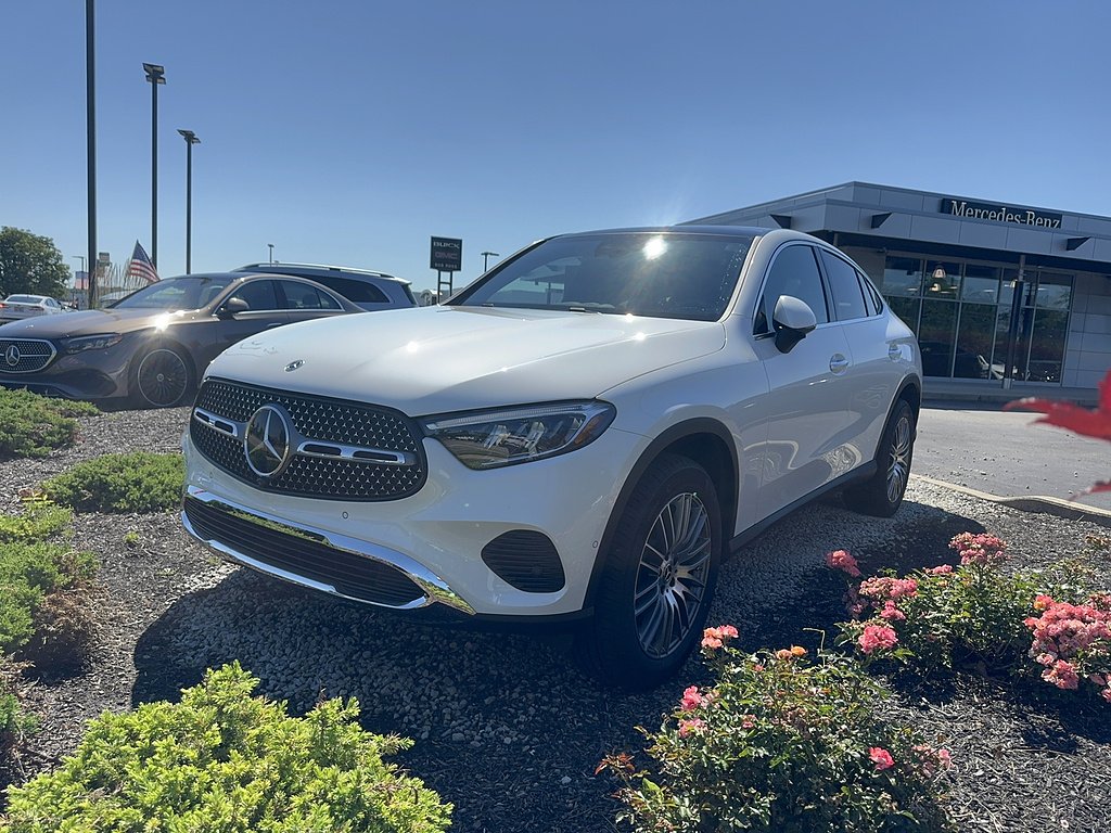 Certified Used 2026 MANUFAKTUR Moonlight White Metallic Mercedes-Benz GLC 300 4MATIC® image 1